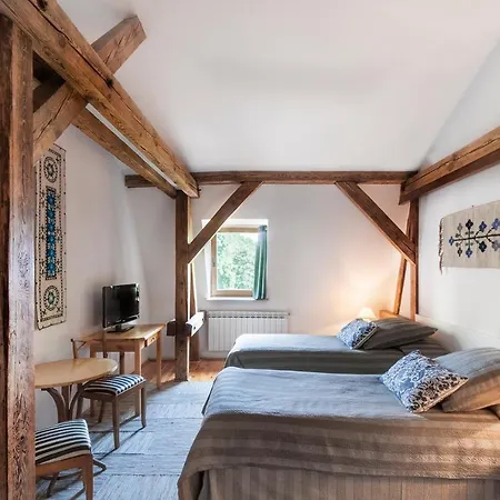 Villa Palac Zabytek Goscinny Ze