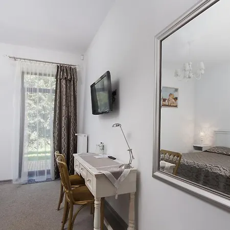 Palac Zabytek Goscinny Ze Villa Nieznanice