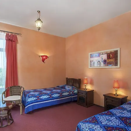 Palac Zabytek Goscinny Ze Villa