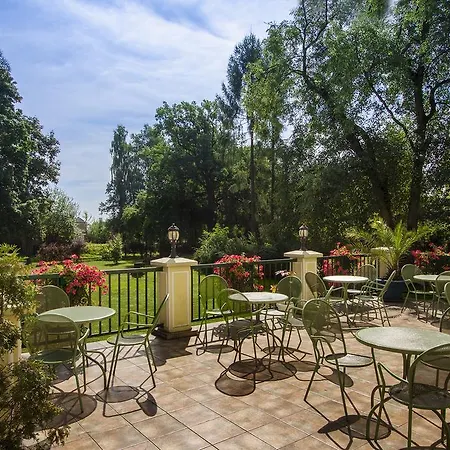 Villa Palac Zabytek Goscinny Ze