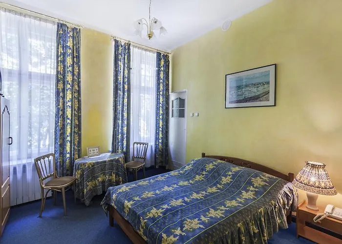 Pałac Zabytek Gościnny * Nieznanice